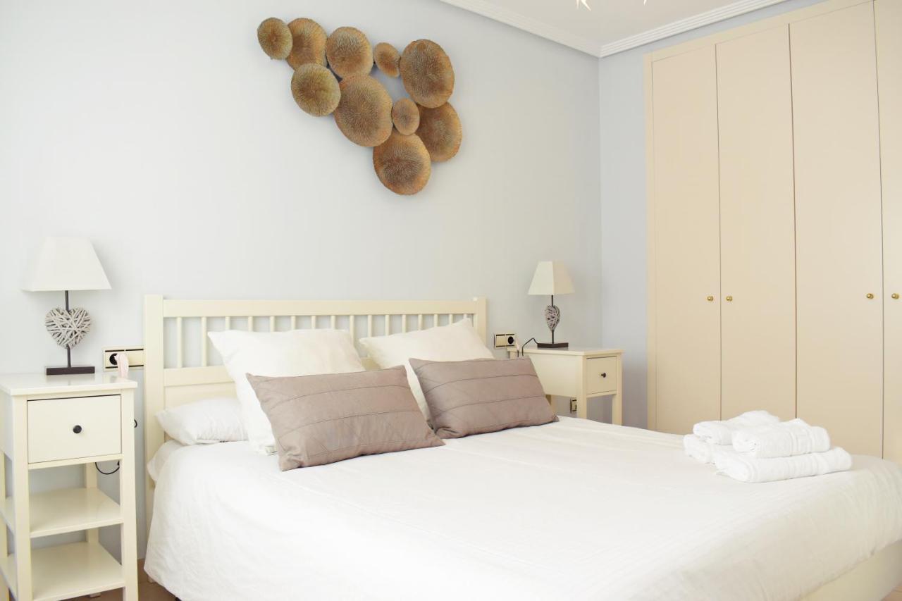 Fabuloso Apartamento En Primera Linea De Playa Con Parking Privado Málaga