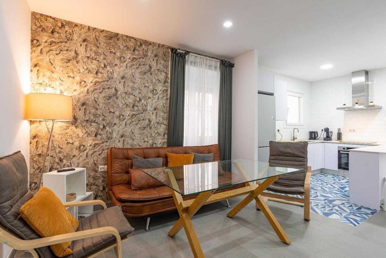 Alferez Iii By Ele Appartement