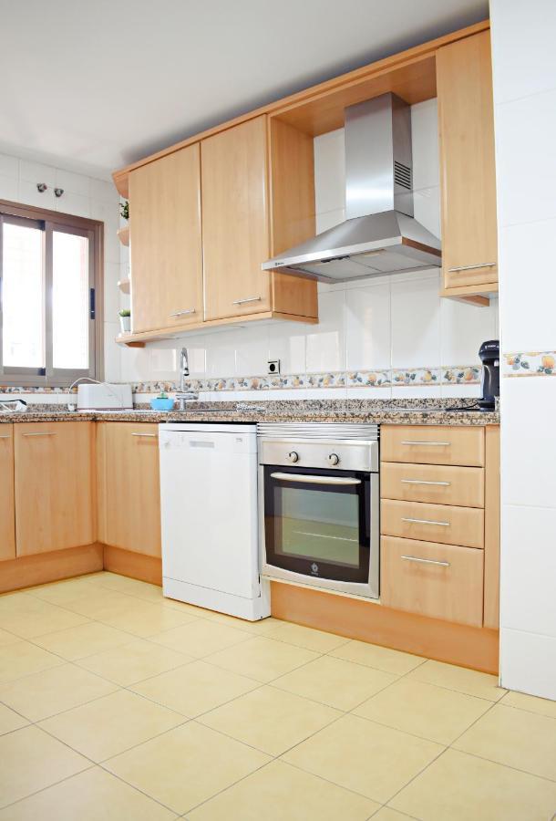 Fabuloso Apartamento En Primera Linea De Playa Con Parking Privado Apartment *
