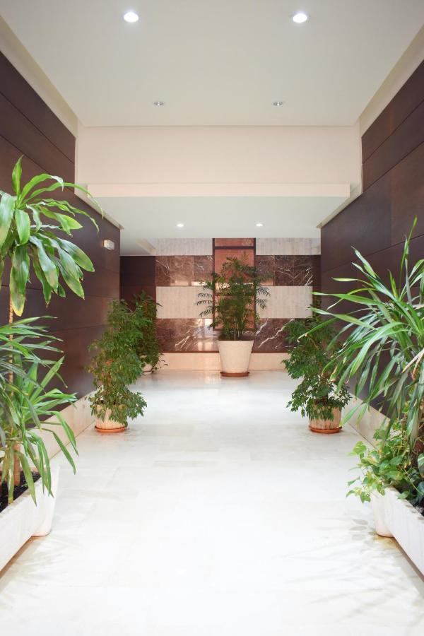 Fabuloso Apartamento En Primera Linea De Playa Con Parking Privado *