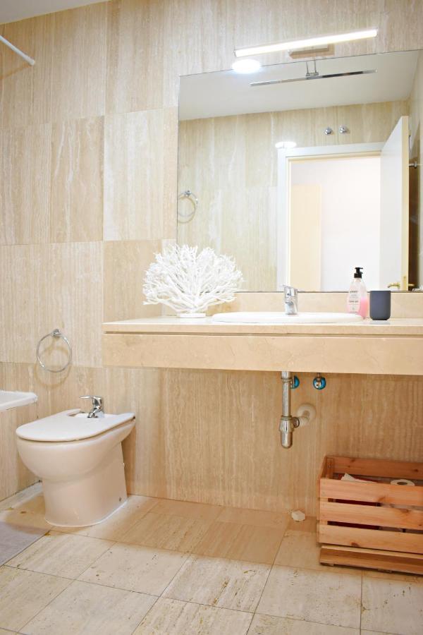 Fabuloso Apartamento En Primera Linea De Playa Con Parking Privado Apartamento Málaga