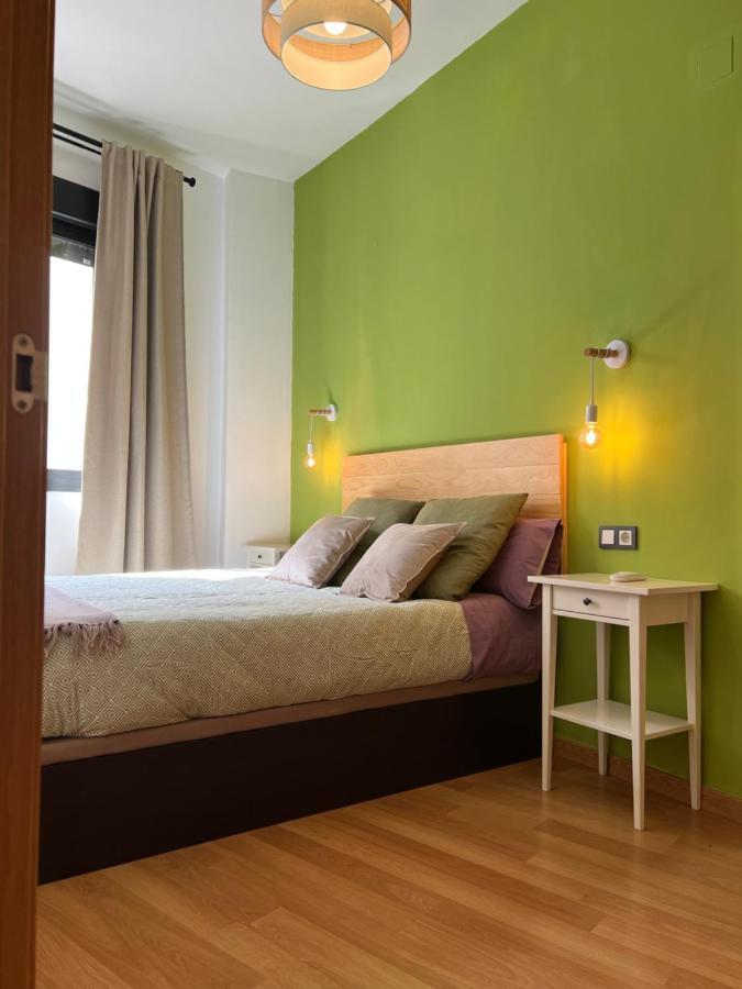 Amazing In The Heart Of Pool & Free Parking *