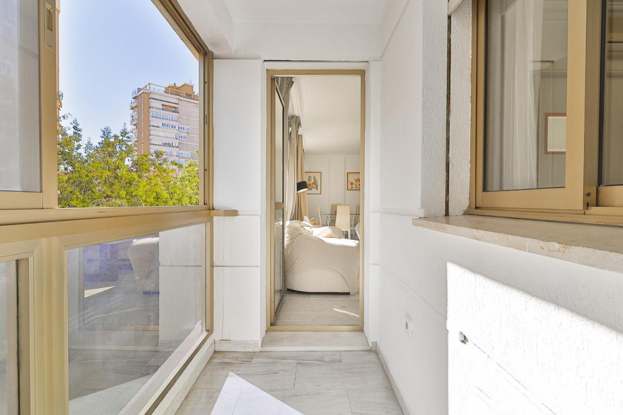 C9 Roomy Luminous 5 Bedroom In Town Appartement