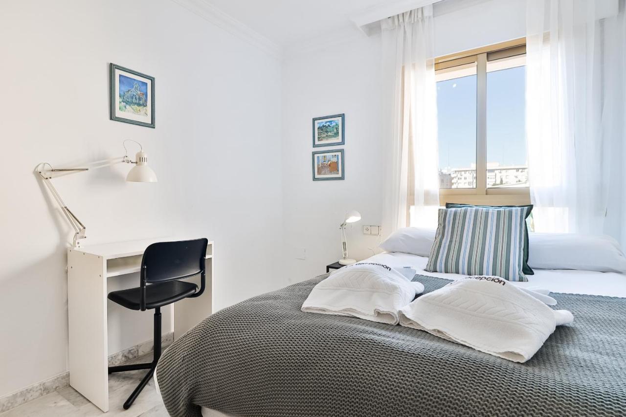 Appartement C9 Roomy Luminous 5 Bedroom In Town *