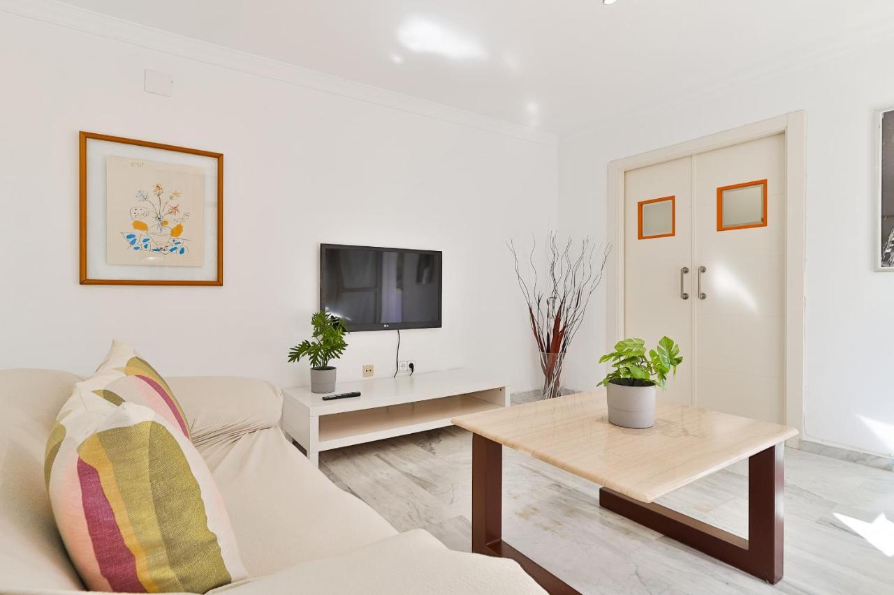 C9 Roomy Luminous 5 Bedroom In Town Málaga