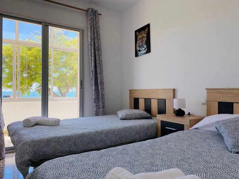 Appartement Almirante 1º Linea De Playa Con Parking *