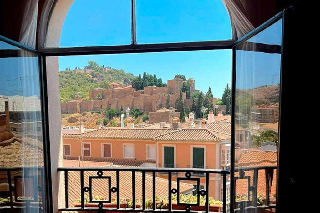 Afligidos Apartamento Con Vistas A La Alcazaba *