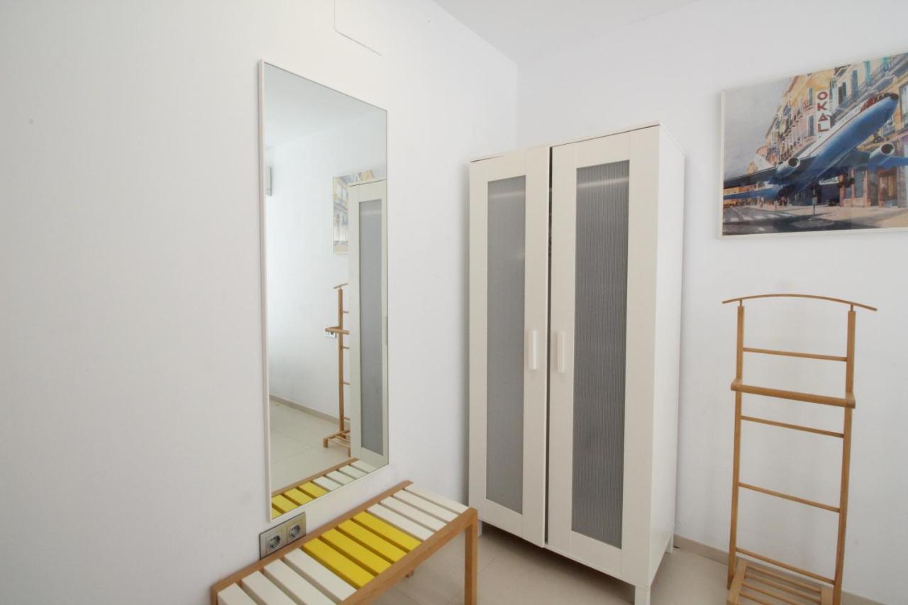 Del Parque Flats Pina Apartment *