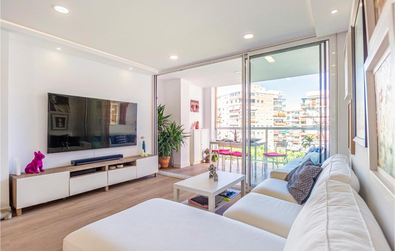 3 Bedroom Beautiful In Appartement *