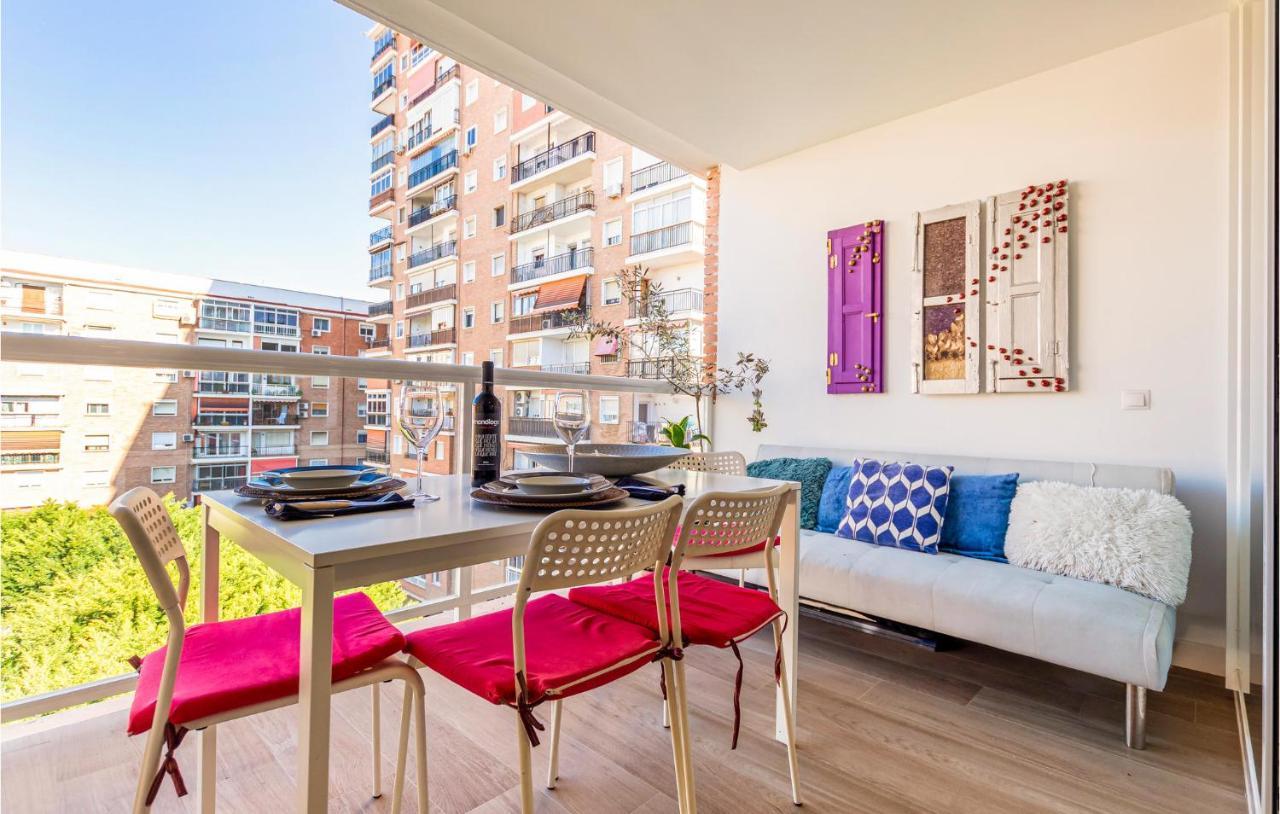 Appartement 3 Bedroom Beautiful In *