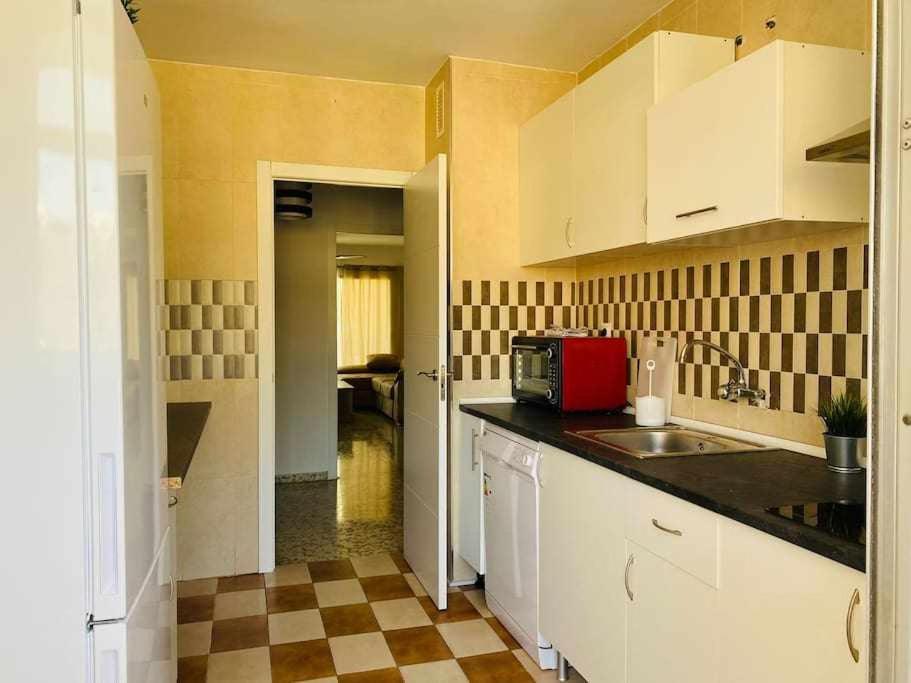 Appartement Almirante 1º Linea De Playa Con Parking Málaga