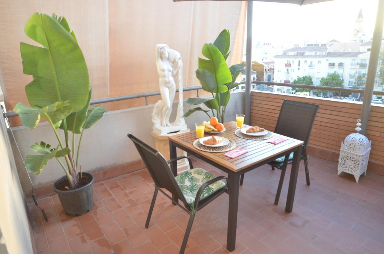 Grande Con Terraza Privada, Centro Homestay *