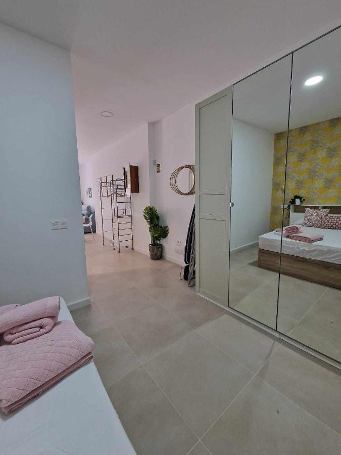 Apartment Moderno Apartamento 1 Junto A Calle Marmoles Malaga