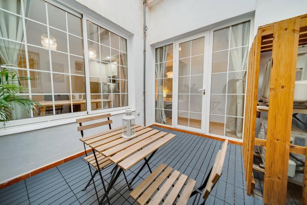 Encantador Con Patio Apartment *