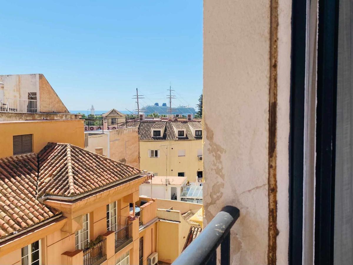 Afligidos Apartamento Con Vistas A La Alcazaba Apartamento