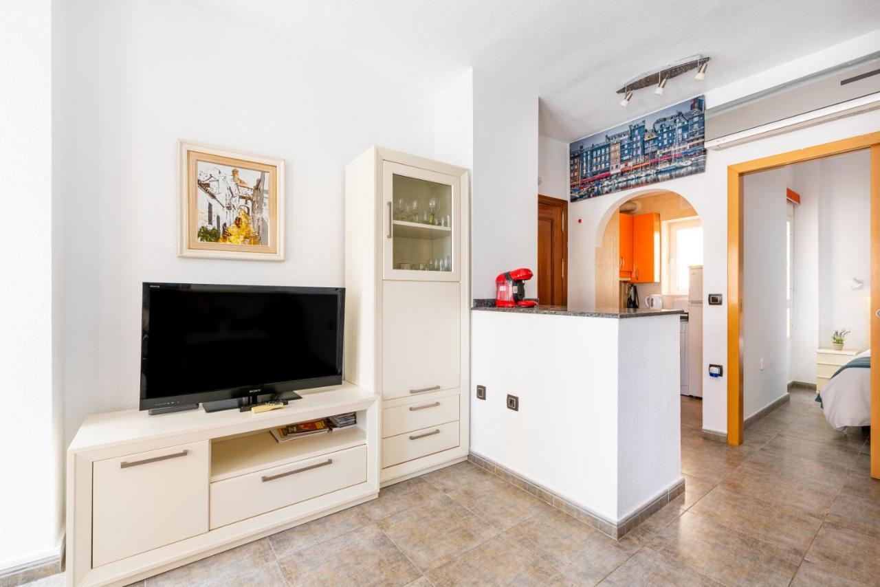 Apartamento Wintowinrentals La Malagueta Buena Ubicacion, Wifi