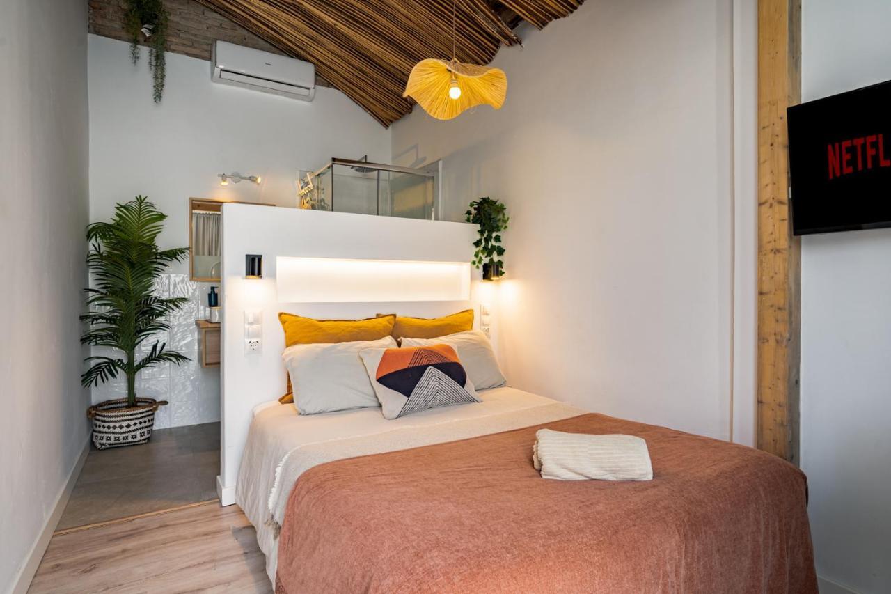 Hostal The Urban Jungle *