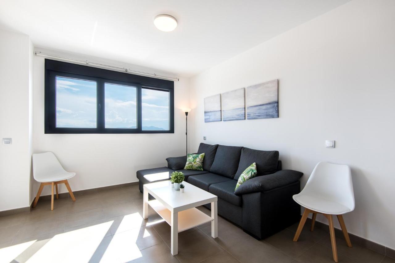 & Tech Park Apartment *