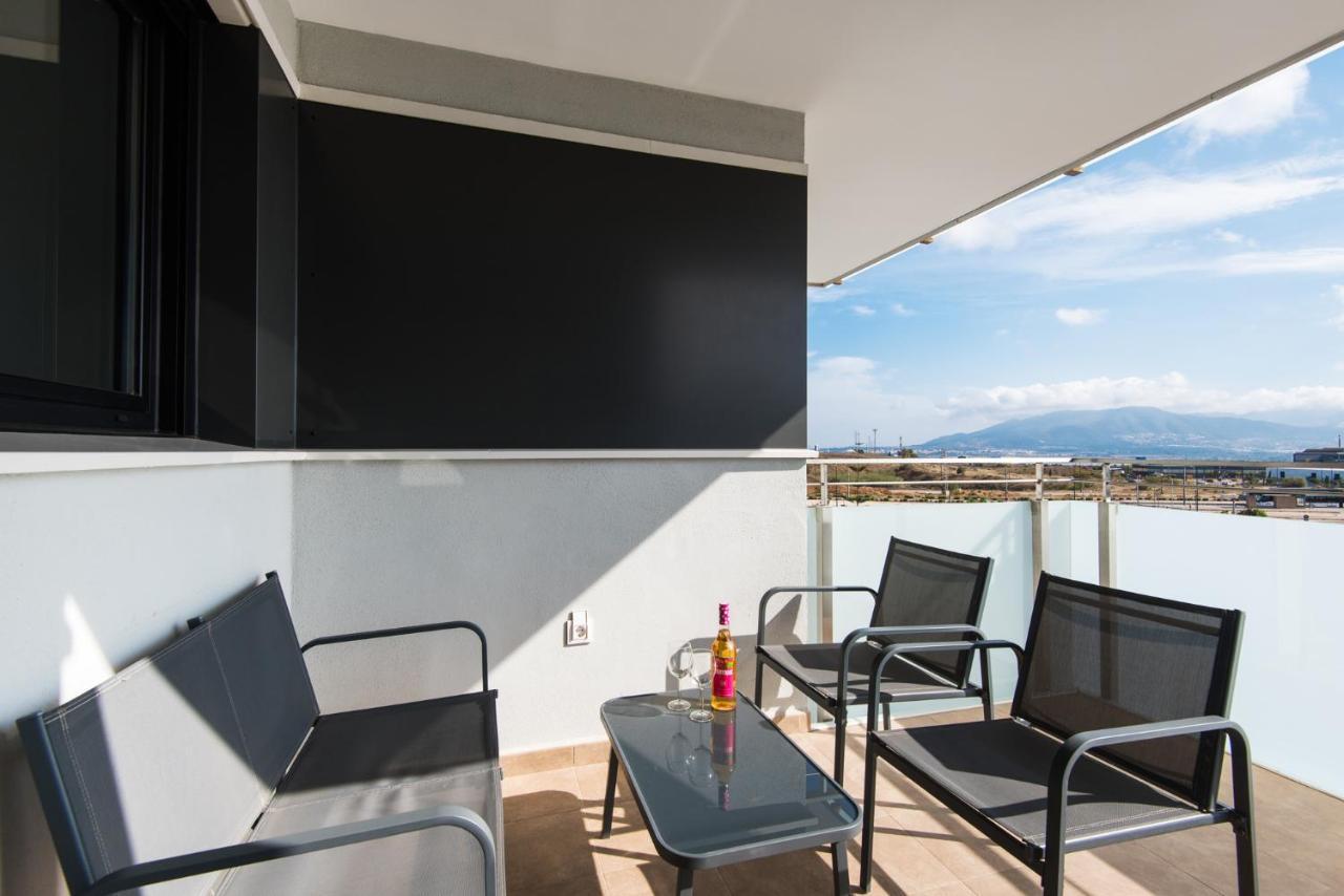 & Tech Park Apartment *