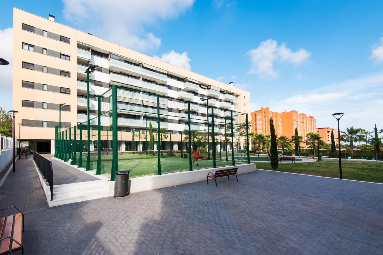 & Tech Park Apartment *