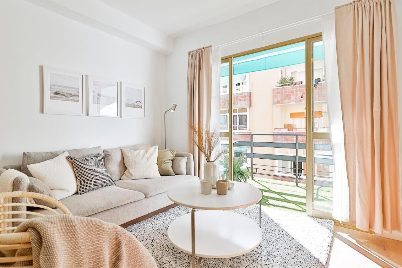 C24 Fantastic 4 Bedroom With Terrace Apartment Malaga