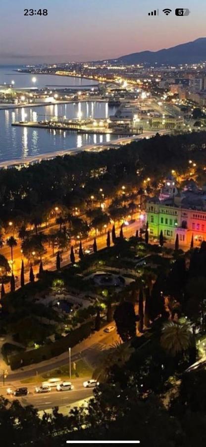 Apartamento—centro Parking Gratis Grupos Apartment Málaga