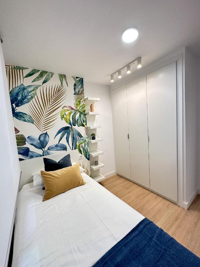 Holidays2malaga Lebrija 3 Bedroom & Terrace & Parking & Smart Tv *