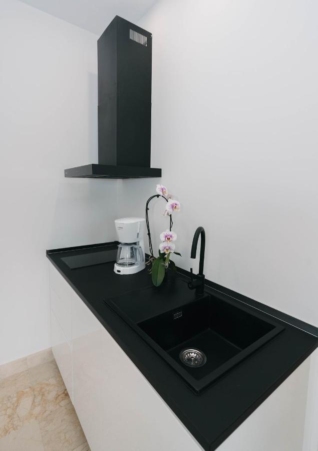 Apartment New Picasso Plaza - *
