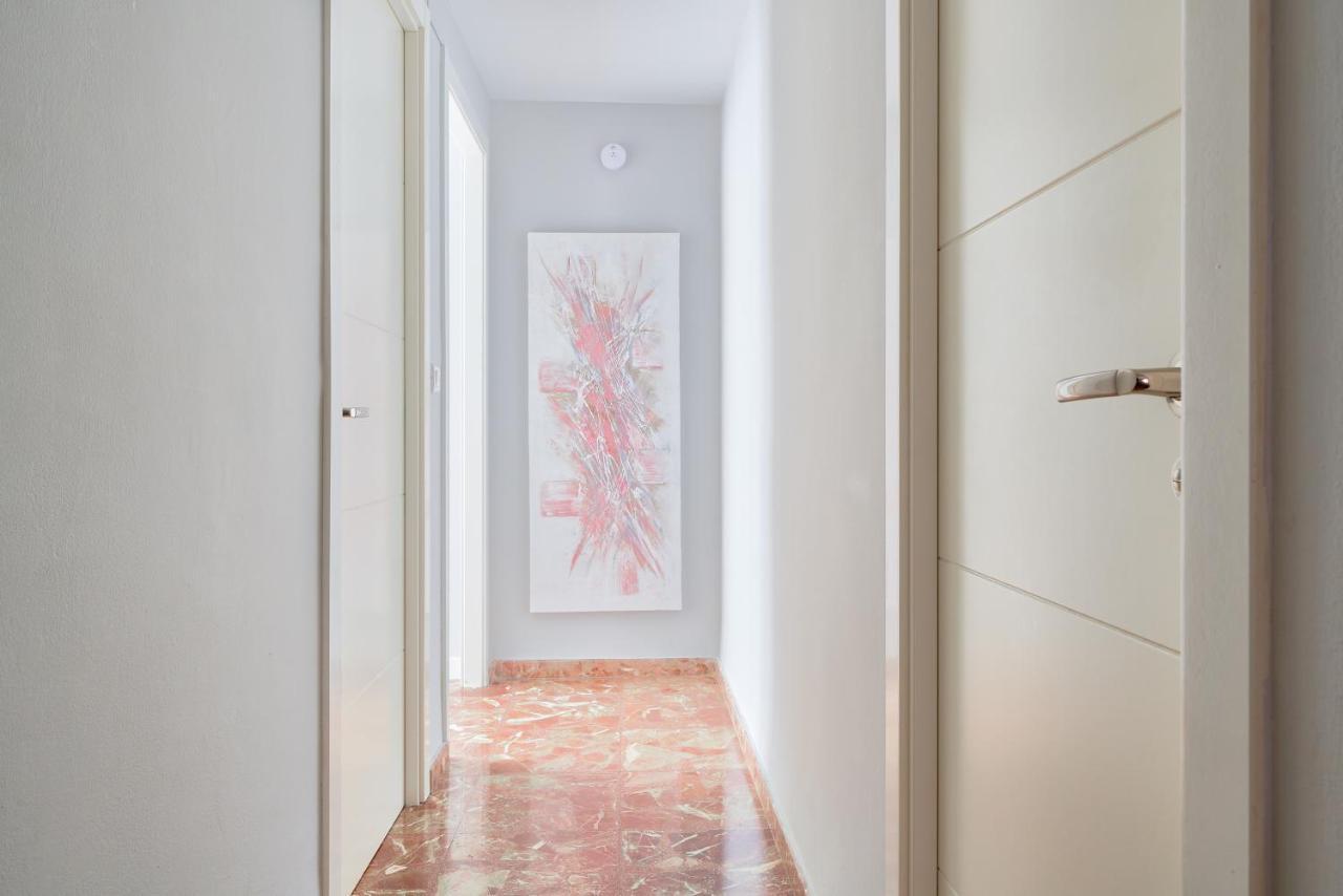 Sun-kissed Getaway Apartment Málaga