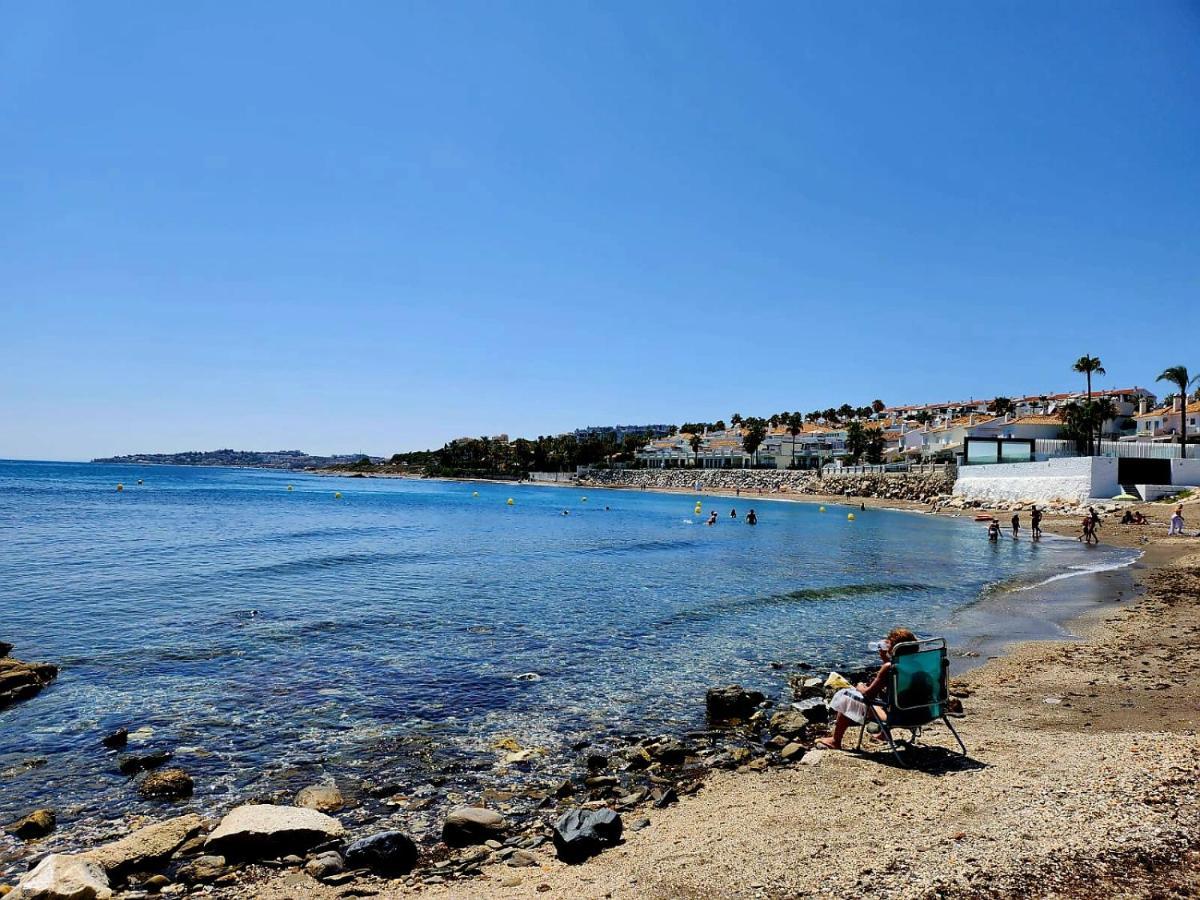 Apartment Luxurious 2 Bedroom 2 Bathroom Near Malaga