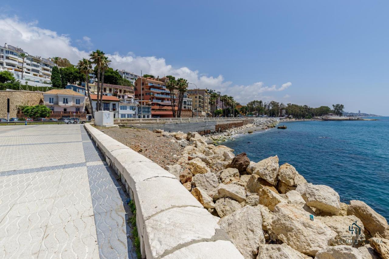 Living4malaga Seafront Duplex * Málaga