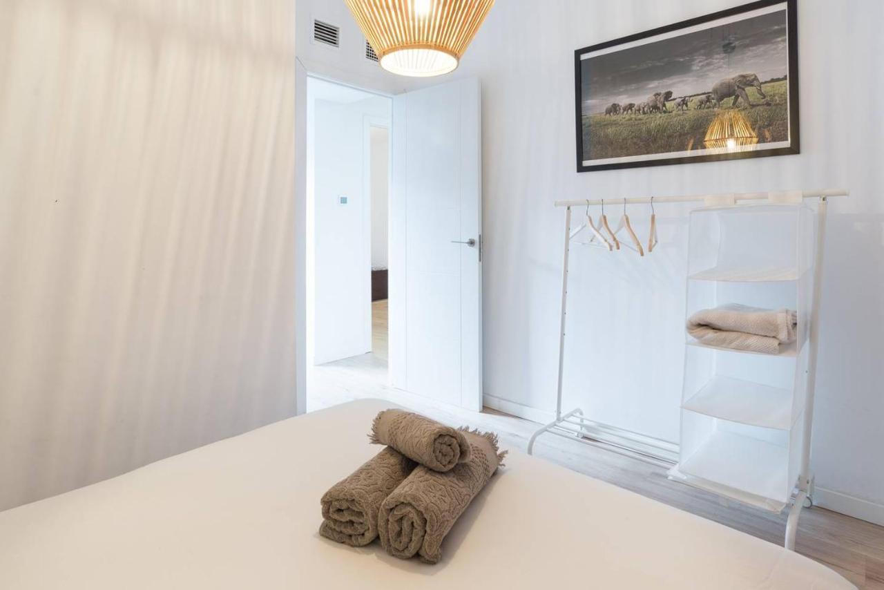 Apartamento Lovely ! Center With Parking