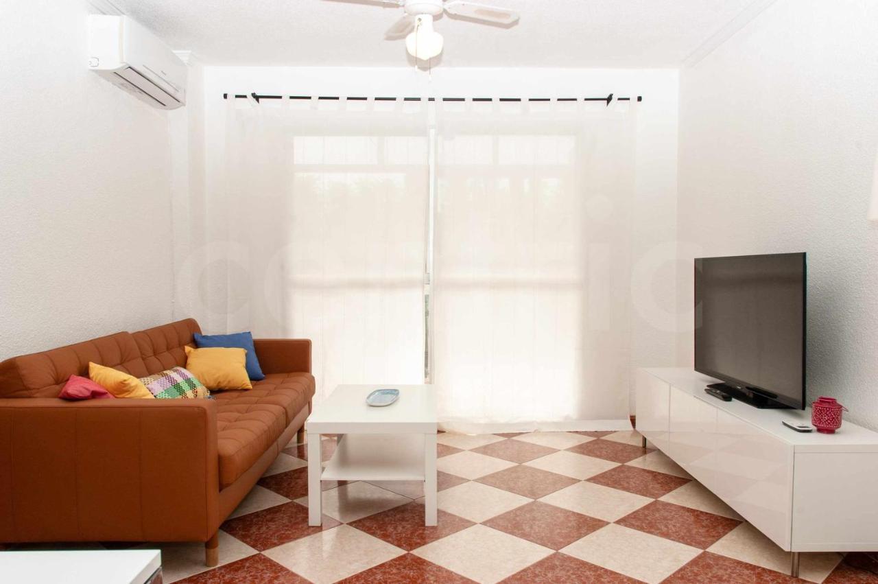Apartamento Piso En Barrio Tradicional Malagueno By Centric