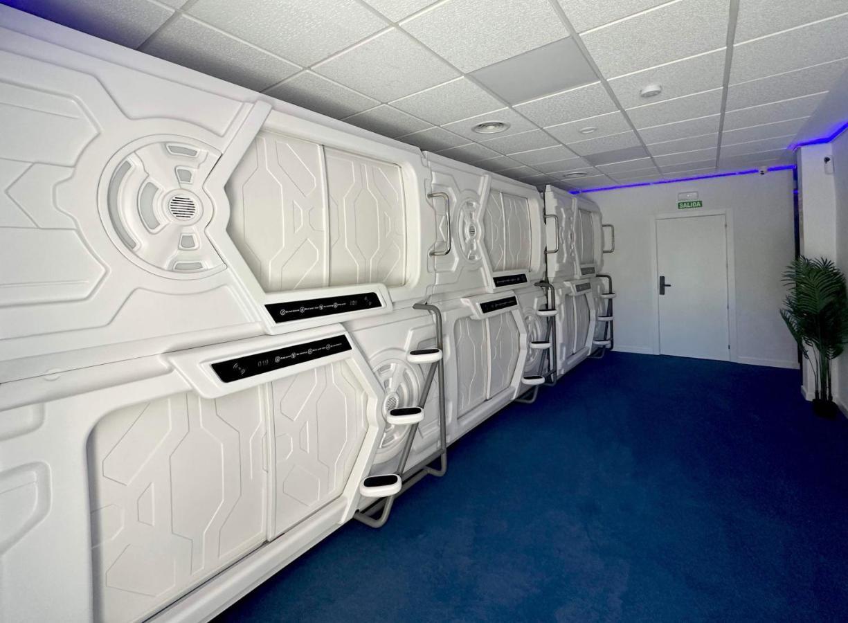Good Vibes Only Capsule Hotel cápsula *