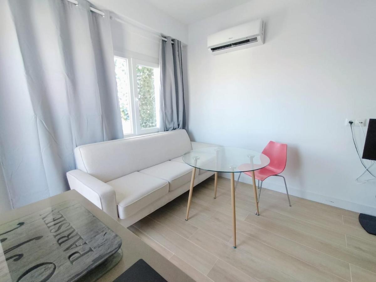 Velazquez Aeropuerto Terraza Appartement *