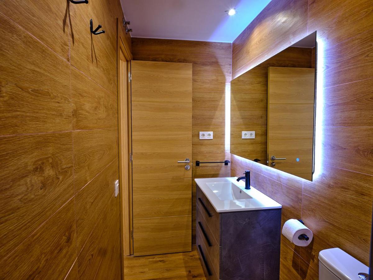 Leo Home- Bright & Centric 3 Bedrooms With Private Parking Included Apartamento *