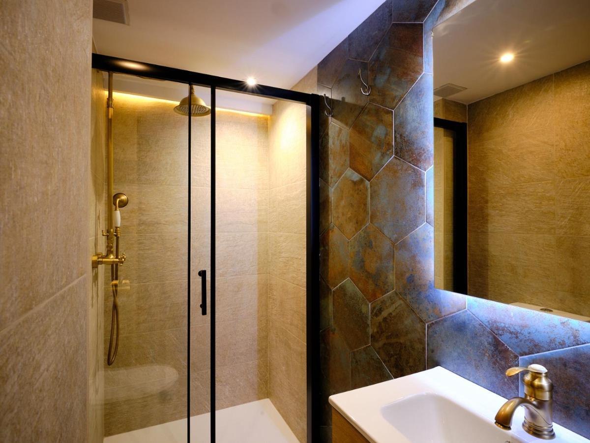 Leo Home- Bright & Centric 3 Bedrooms With Private Parking Included Apartamento