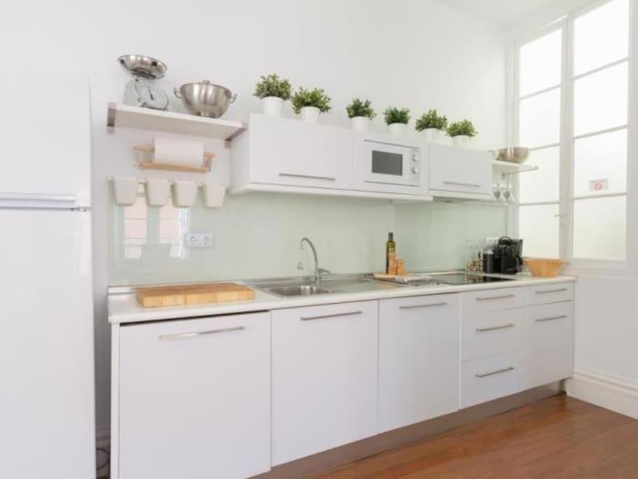 Chic Casa Cathedral At Calle Fresca 2-bedroom In City Center * Málaga