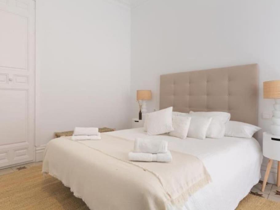 Chic Casa Cathedral At Calle Fresca 2-bedroom In City Center Málaga