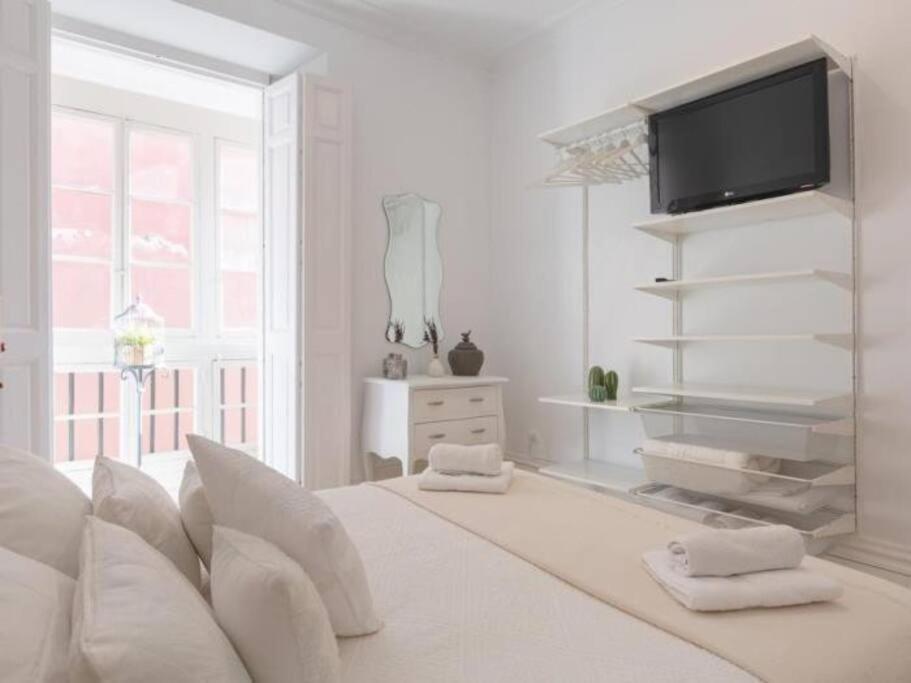 Chic Casa Cathedral At Calle Fresca 2-bedroom In City Center