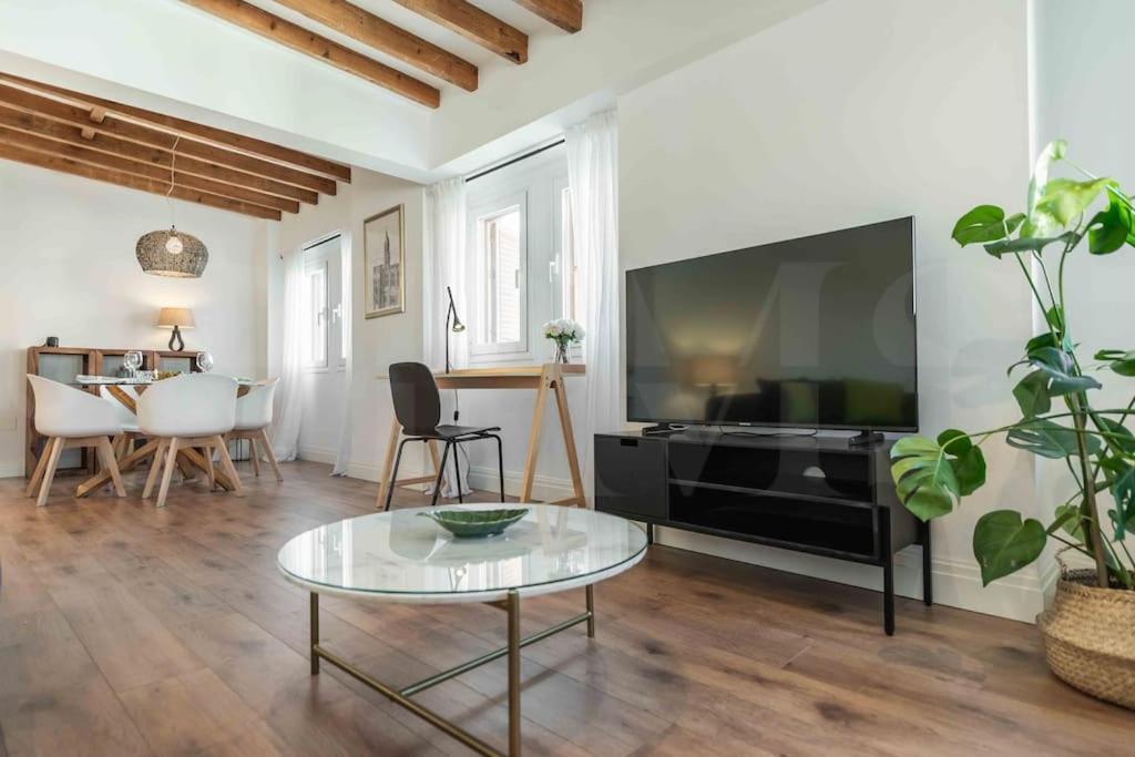 Apartamento Modern Next To The Cervantes Theatre By Rems Málaga