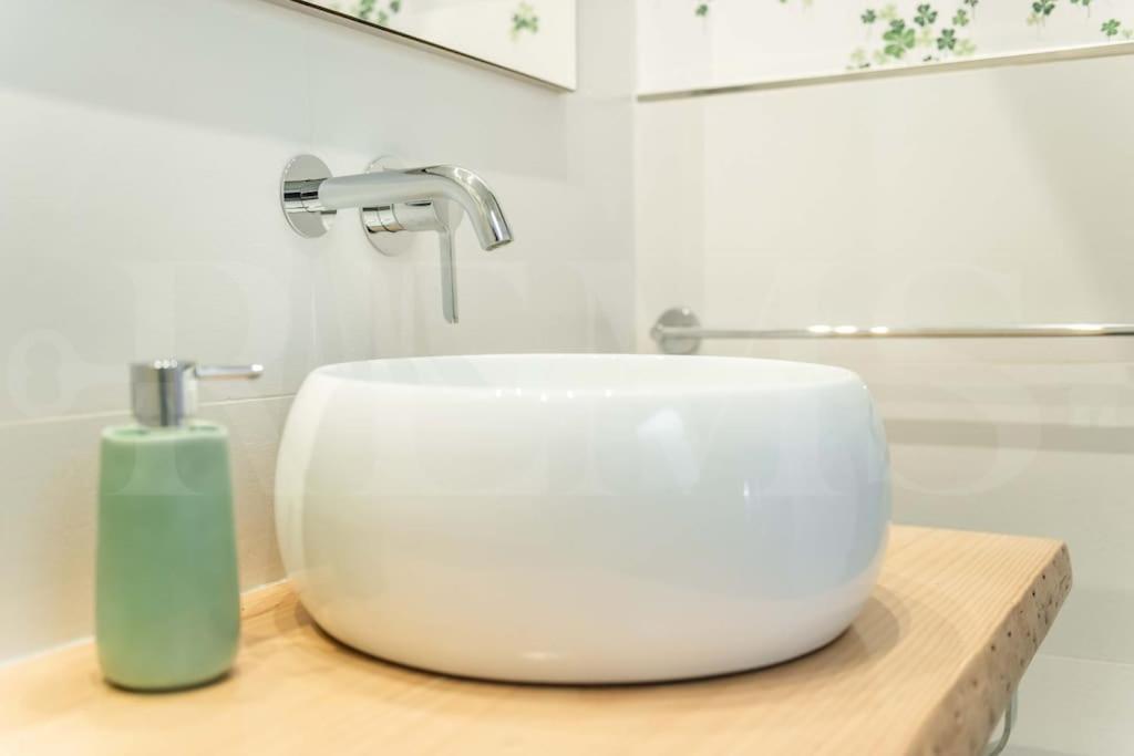 Apartamento Modern Next To The Cervantes Theatre By Rems
