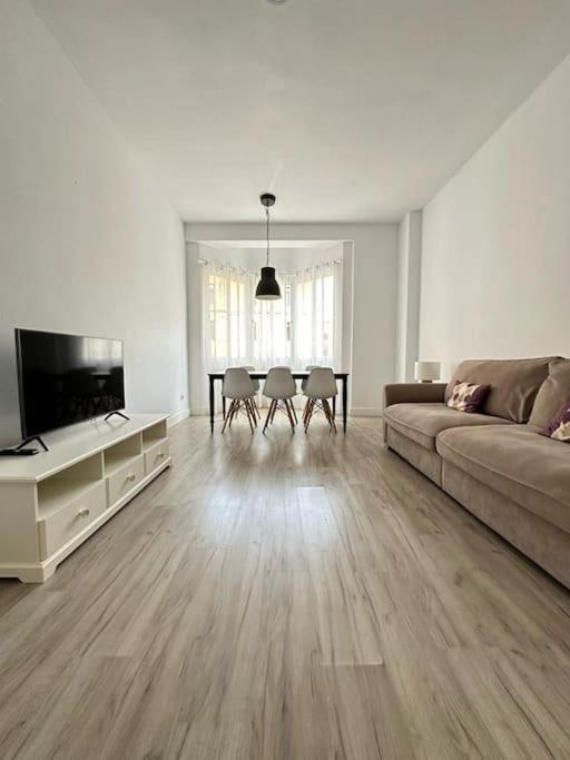Appartement Piso Con Parking Cerca De La Playa En La Malagueta *