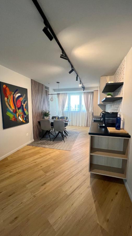 Belle Vue Apartment *