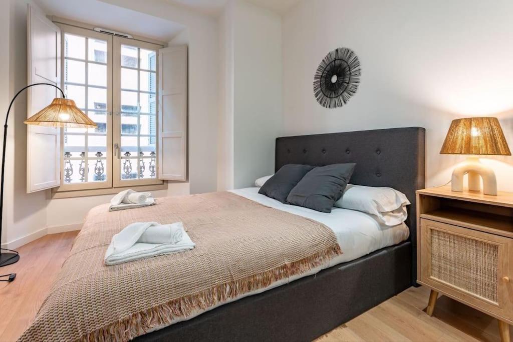 Premium Flat In Center With Free Parking Appartement *