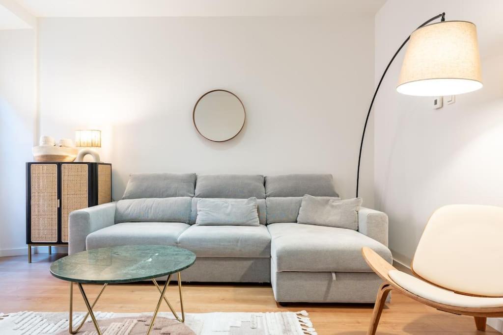 Premium Flat In Center With Free Parking Appartement *