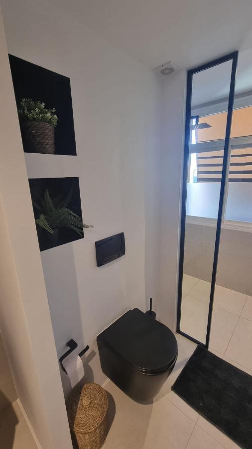 Luxe In Het Centrum Met Gratis Parkeerplek! Leilighet