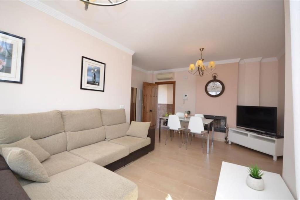 Away,3 Bedroom Villa, Private Pool, Sea Views, Nerja Malaga