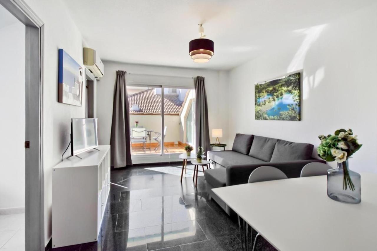 Atico Calle Malpica Con Terraza Appartamento Málaga