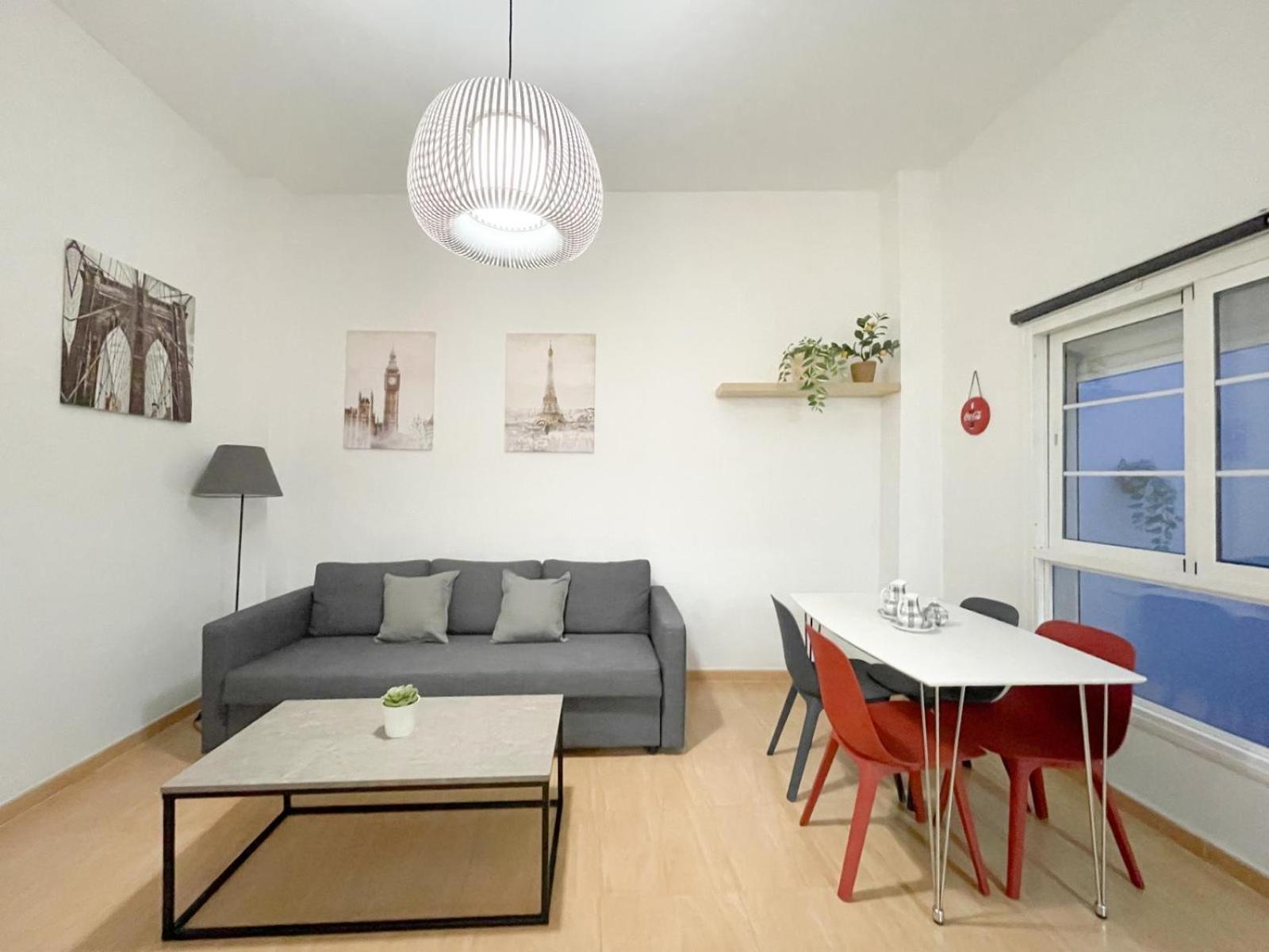 Plz De La Merced Solera By Life In Apartamento *